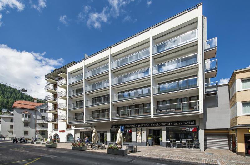 Hotel Loeffler Санкт-Моріц Екстер'єр фото